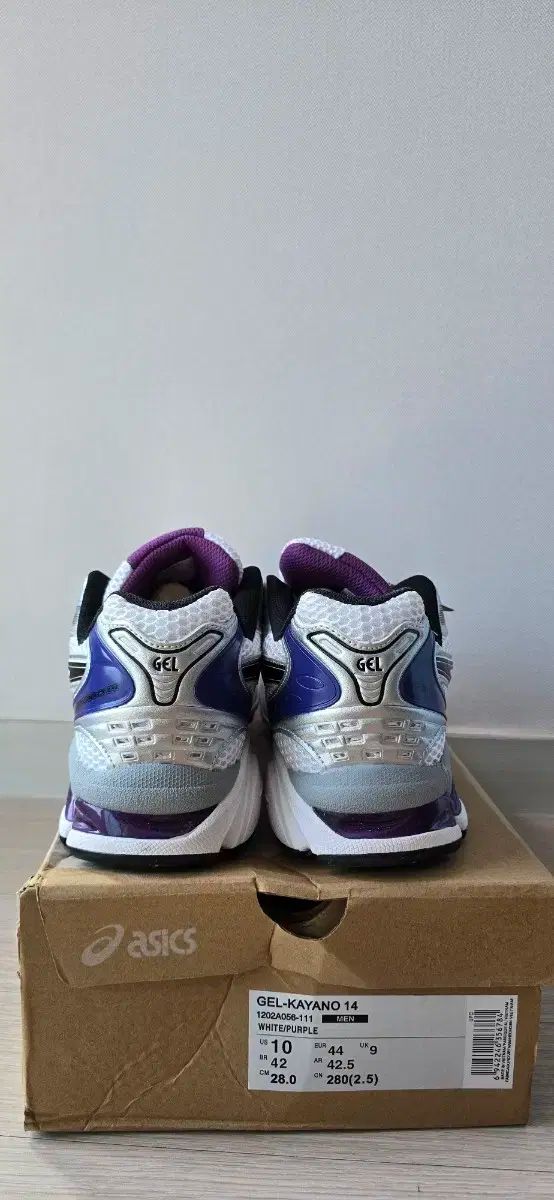 Asics アシックス