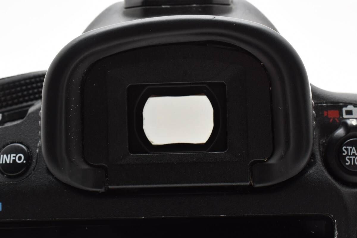 ☆動作品☆ キャノン Canon EOS 5D Mark III ボディバッテリーなし