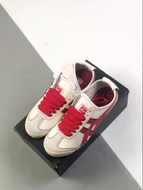 Onitsuka Tiger メキシコ66 白×赤 蛇年限定モデル ユニセックス