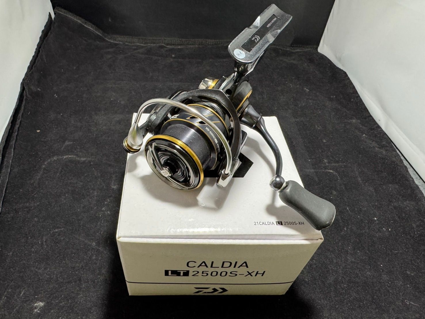 ダイワ 21カルディアLT2500S-XH ダイワ カルディア LT2500S-XH (リール
