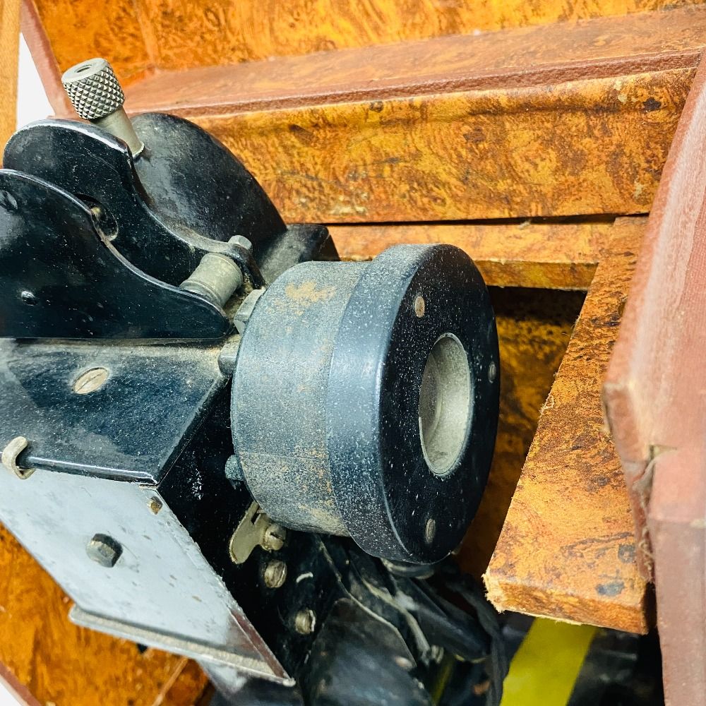 Pathe Baby パテベビー 映写機 ビンテージ 手回し映写機 - メルカリ