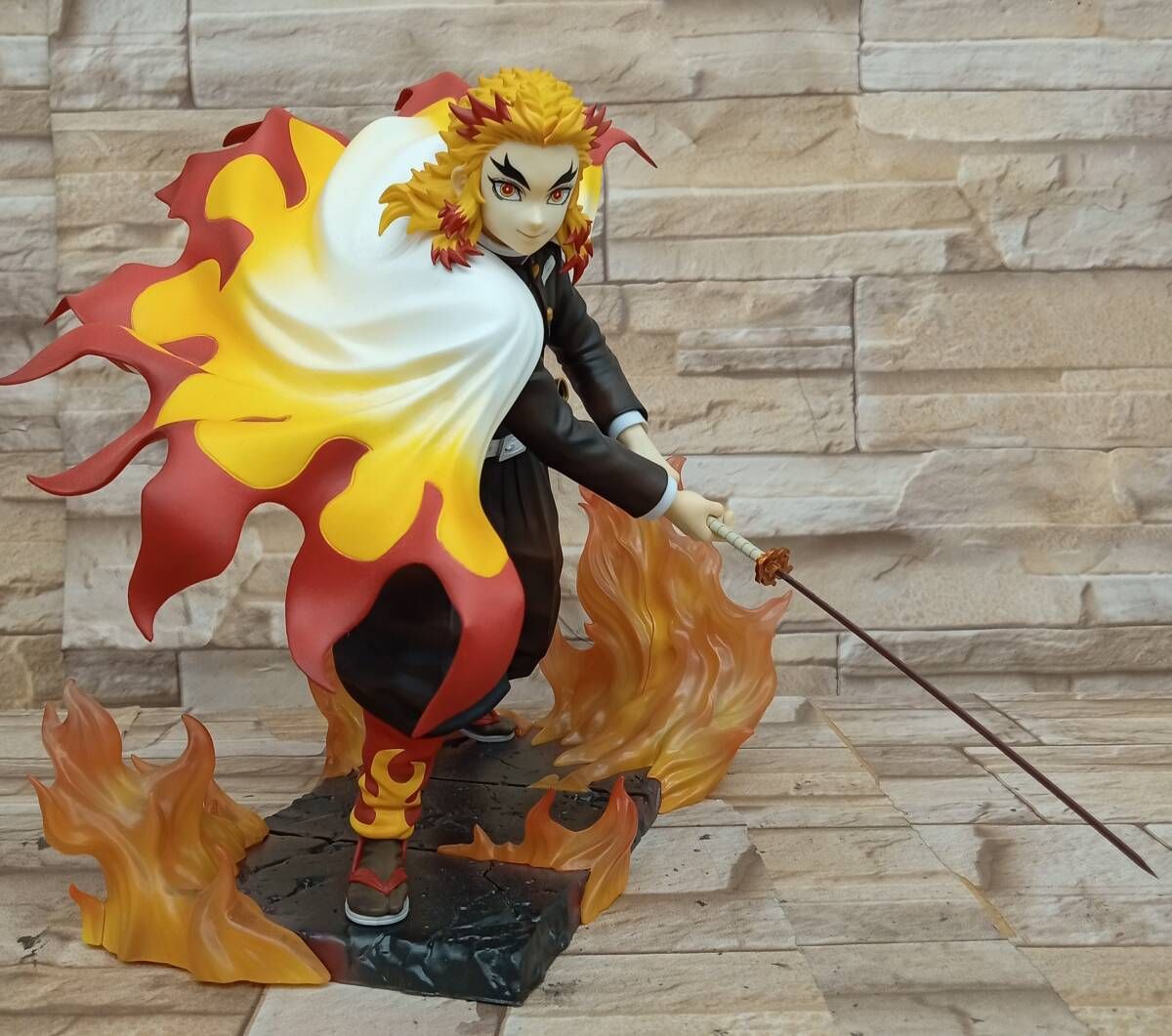 特典付き)ARTFX J 煉獄杏寿郎 1/8 ｢鬼滅の刃｣ コトブキヤオンライン