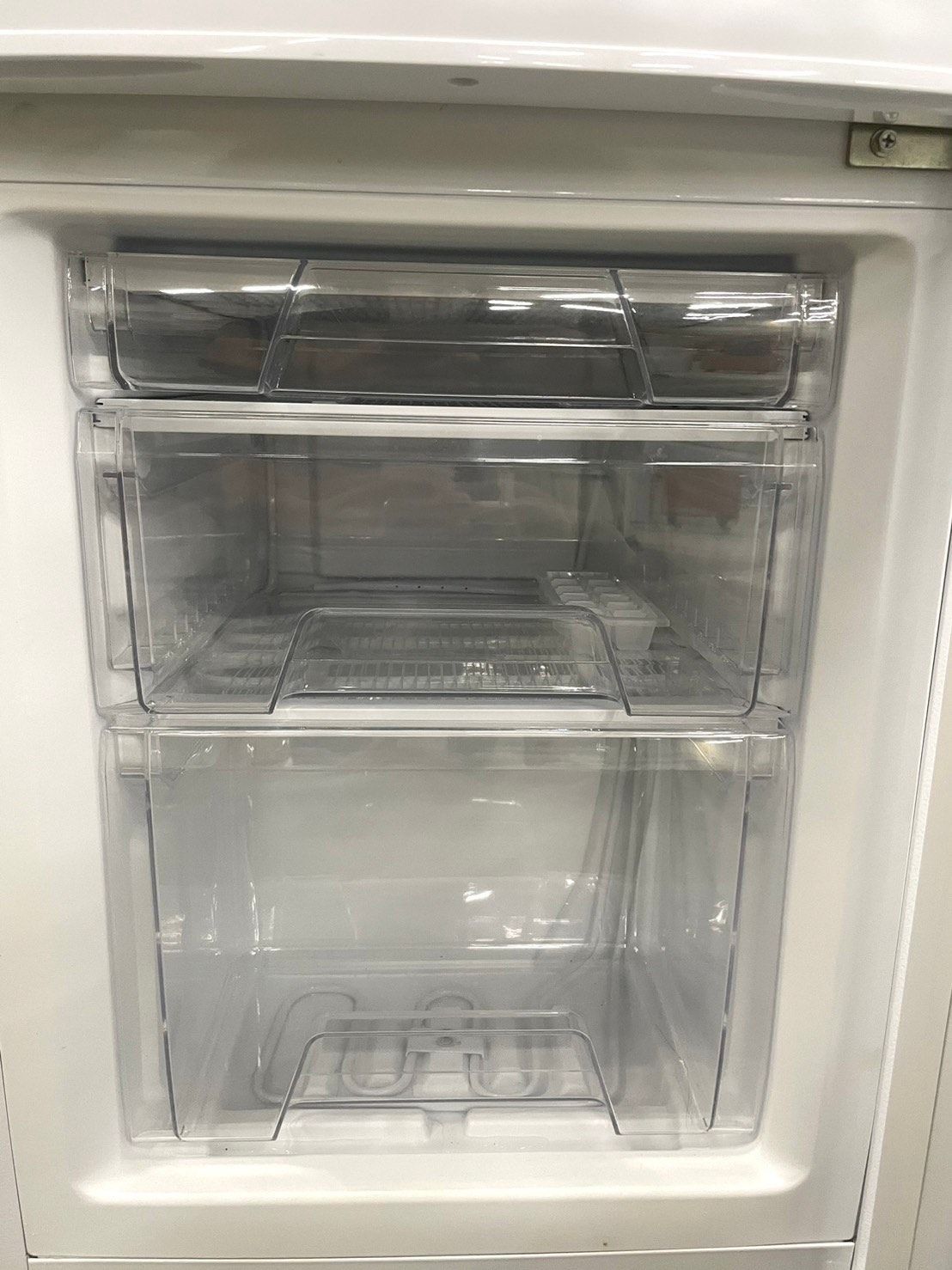 高年式‼︎大阪送料無料☆3か月保障付き☆冷蔵庫☆2023年☆アイリス  