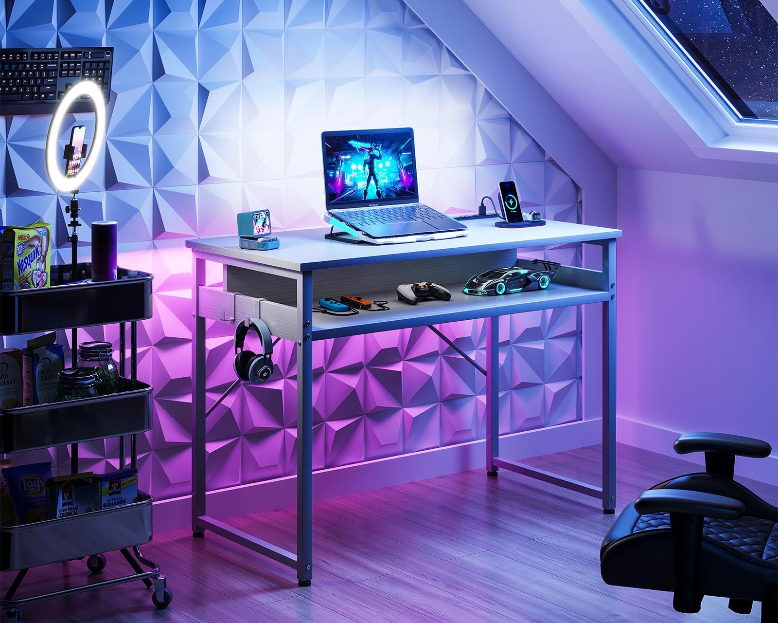 コンセント付き 収納付き