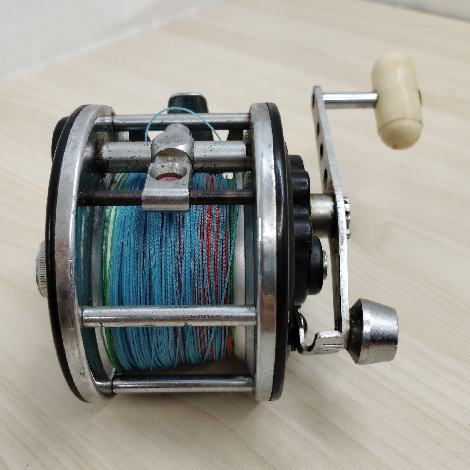 00183】 DAIWA ダイワ オーシャンスター500 リール 釣り - メルカリ