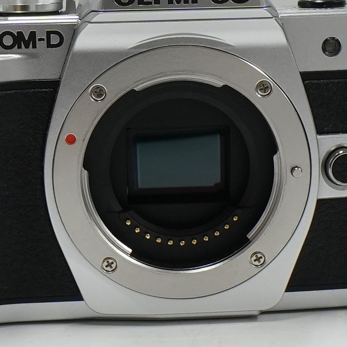 OLYMPUS OM-D E-M10 Mark III USED美品 カメラ ミラーレス一眼 本体+