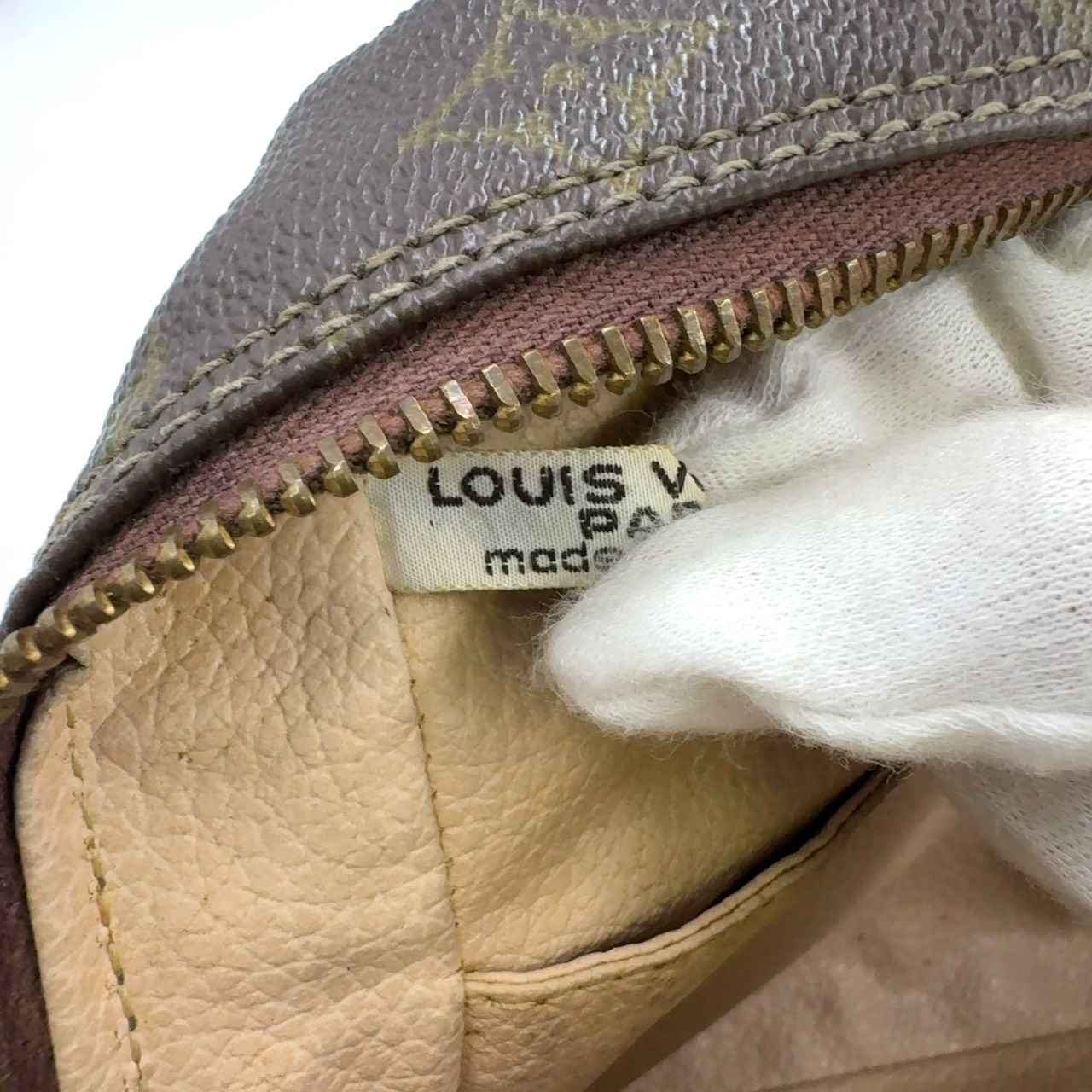 LOUIS VUITTON トゥルース トワレット28 モノグラム シリアル番号不明 PVC ブラウン コスメポーチ ゴールド M47522 DECORATOM_COM_BR