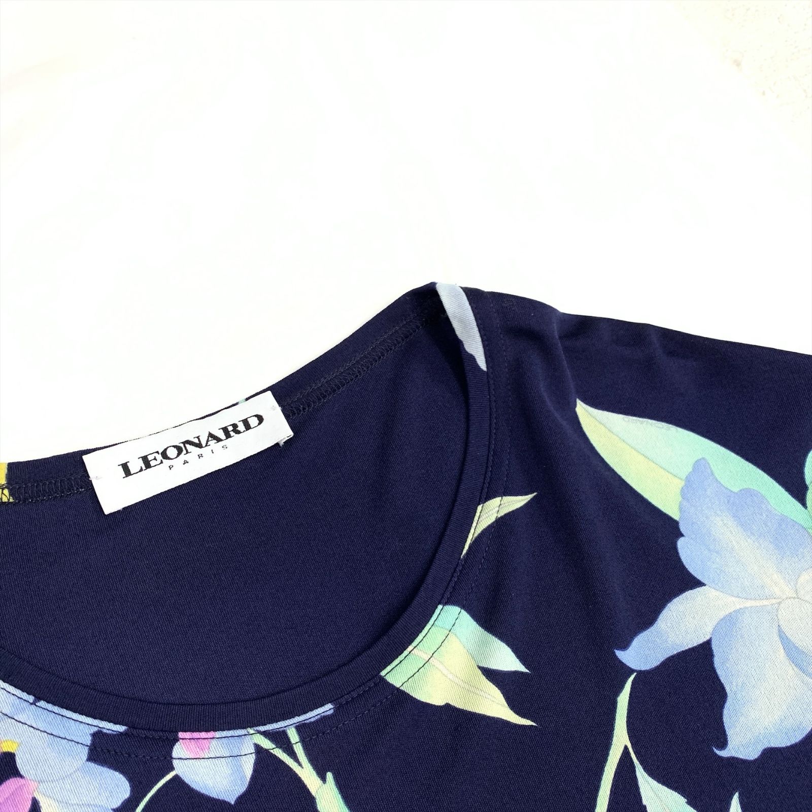 レオナールインポートラインシルクトップス LEONARD PARIS レオナール シルクプリントTシャツ インポート