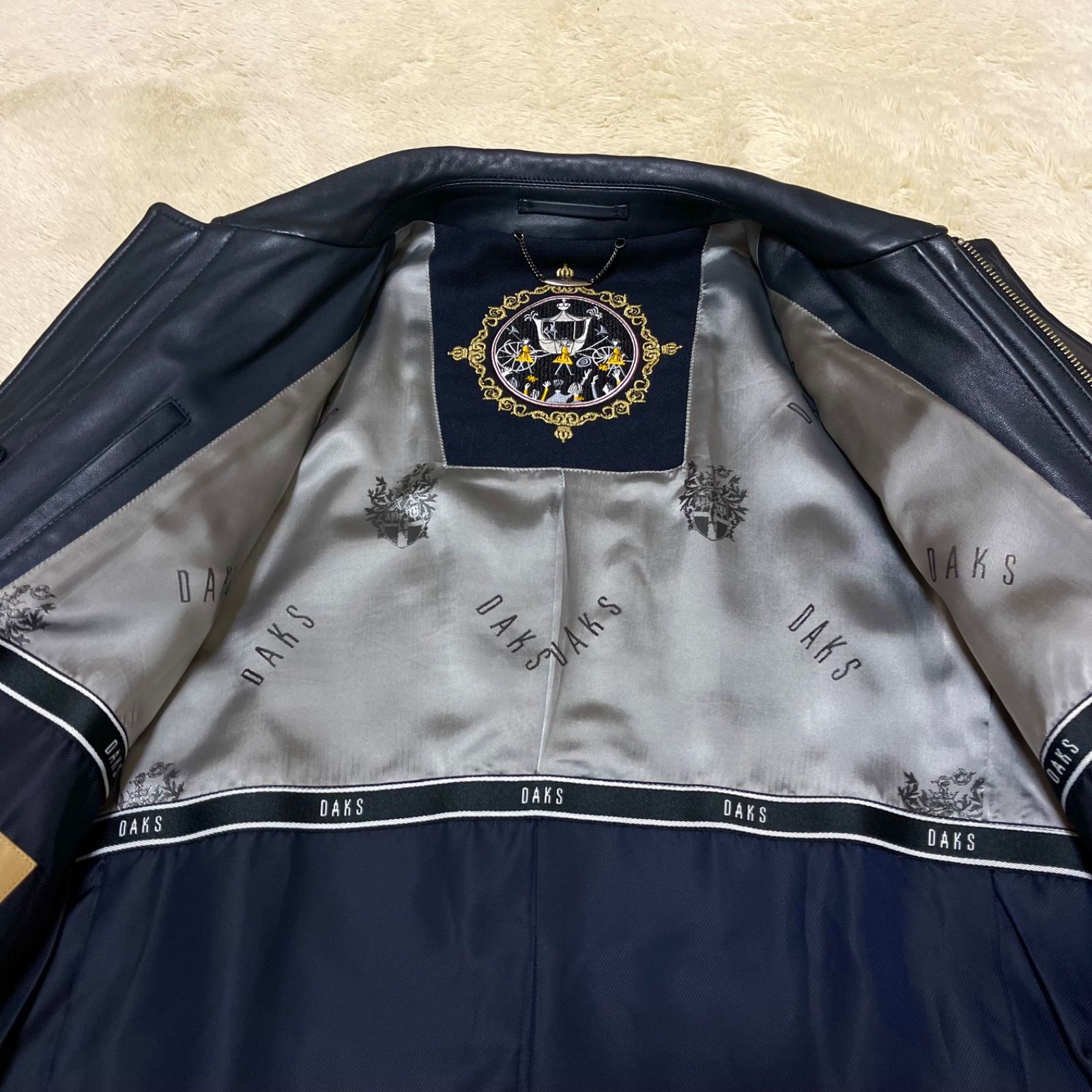 ○美品○DAKS・ダックス○エリザベス女王即位記念○ラムレザー