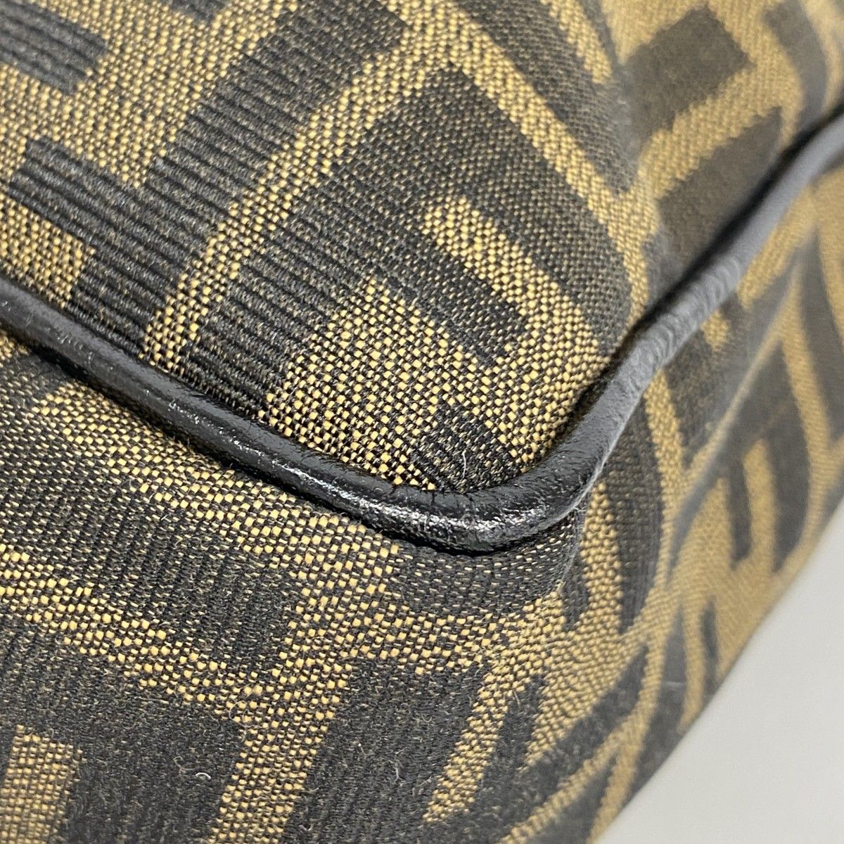 5id5204 フェンディ ビジネスバッグ ズッカ ナイロンキャンバス ブラウン ゴールド金具 レディース DECORATOM_COM_BR