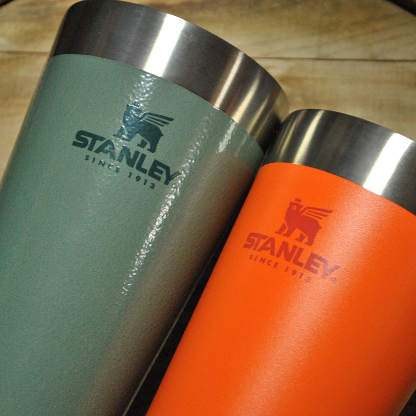 STANLEY旧スタッキング真空パイント2色セット【グリーン＆旧オレンジ】正規品 STANLEY旧スタッキング真空パイント2色セット【グリーン＆旧オレンジ