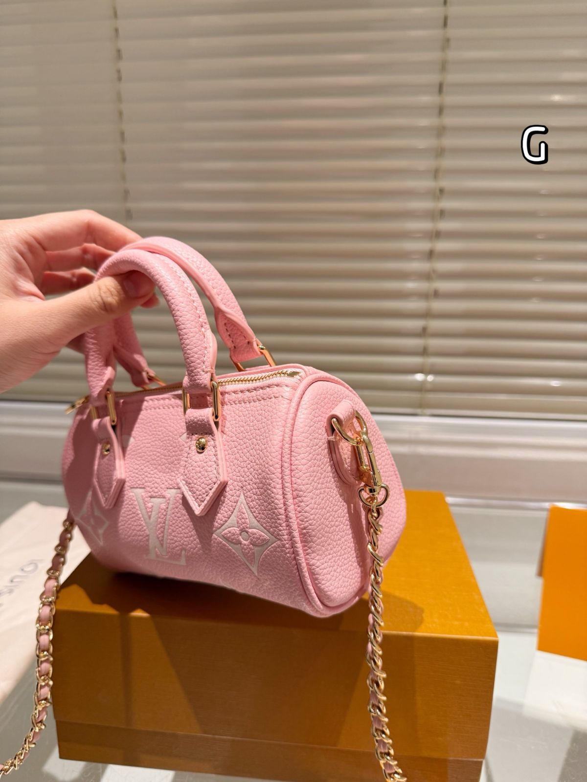 VUITTON