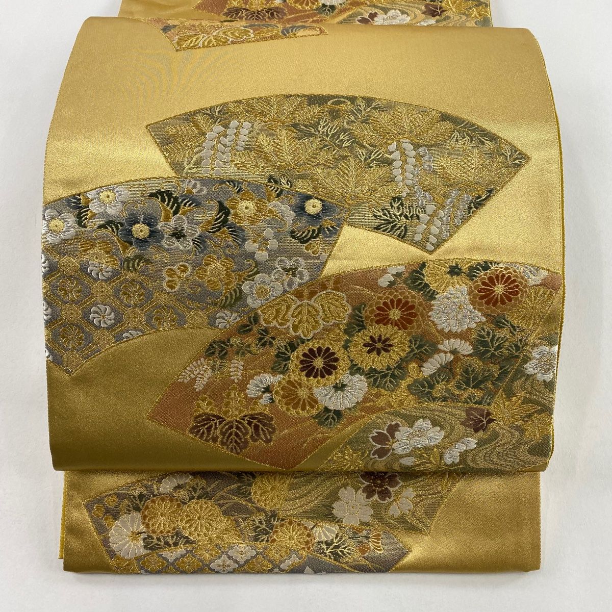 袋帯 秀品 草花 扇面 金銀糸 箔 金色 六通 正絹