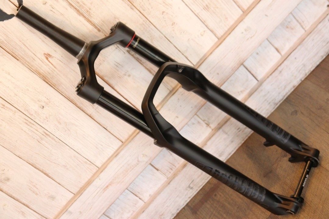 RockShox Pike 29インチサスペンションフォーク Amazon | RockShox Judy Silver TKサスペンションフォーク - 29