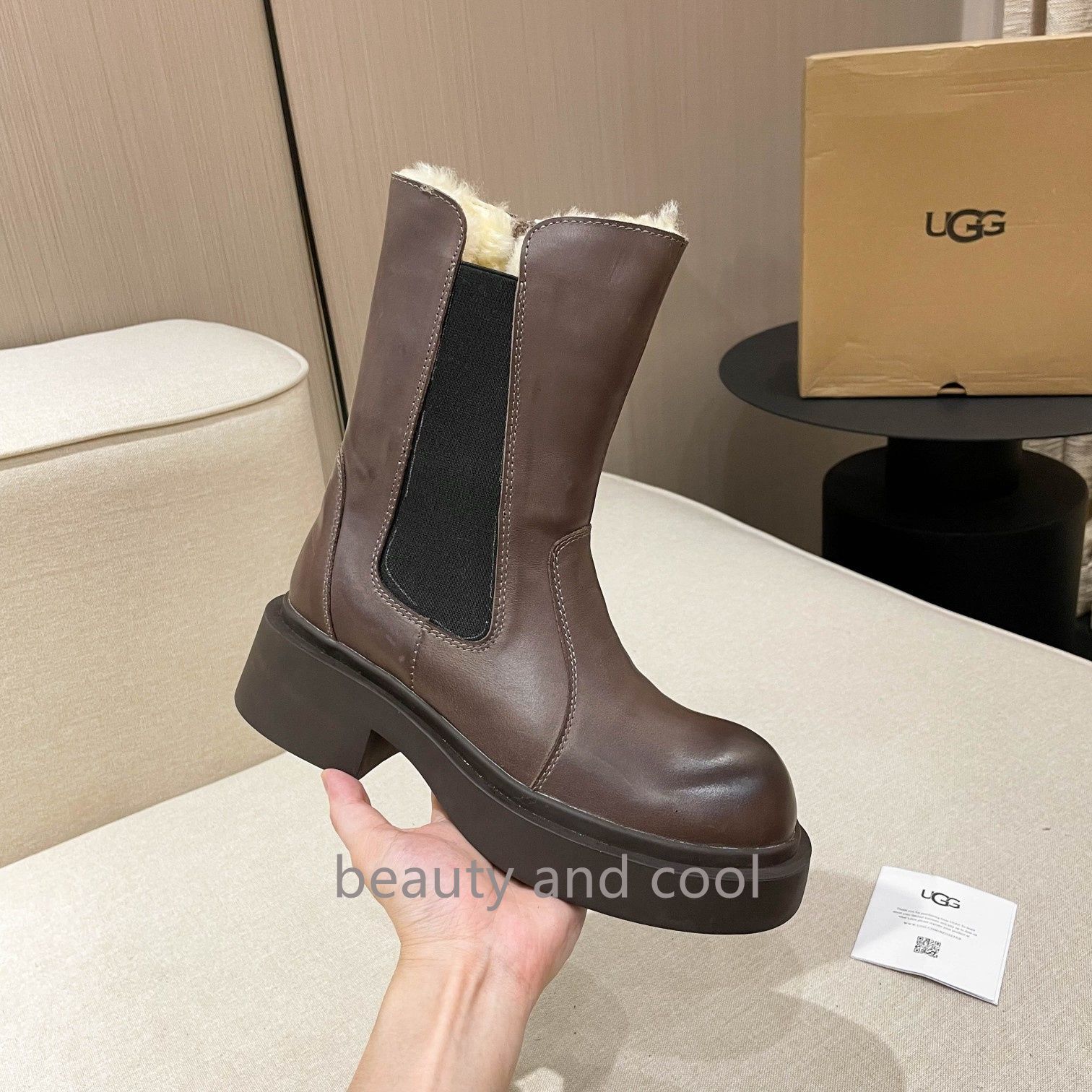 UGGの秋冬新作ファッションジッパー付きスノーブーツカレーカラー