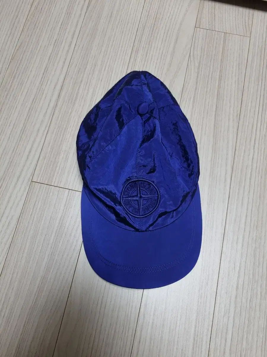 STONE ISLAND