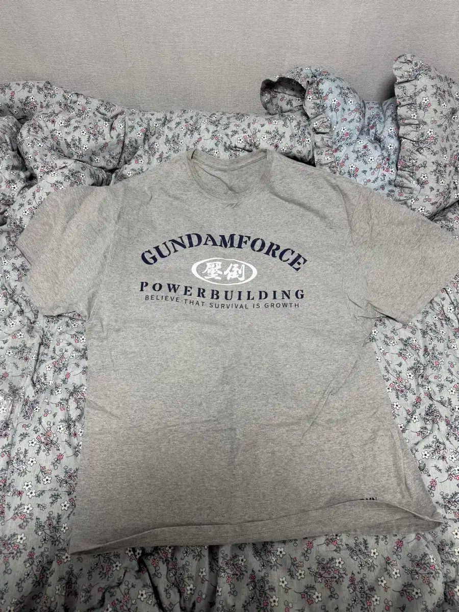 【雷市場（ポンジャン）商品韓国直送】 OVERWHELM(壓倒) バーベル 半袖Tシャツ 半袖 L