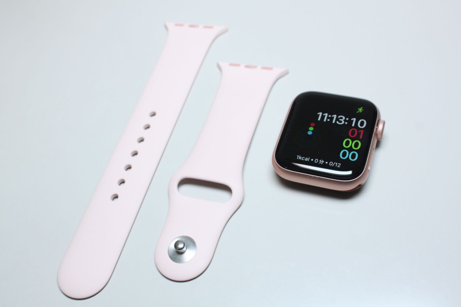 Apple Watch SE GPSモデル-40mm MYDN2J/A 第1世代-