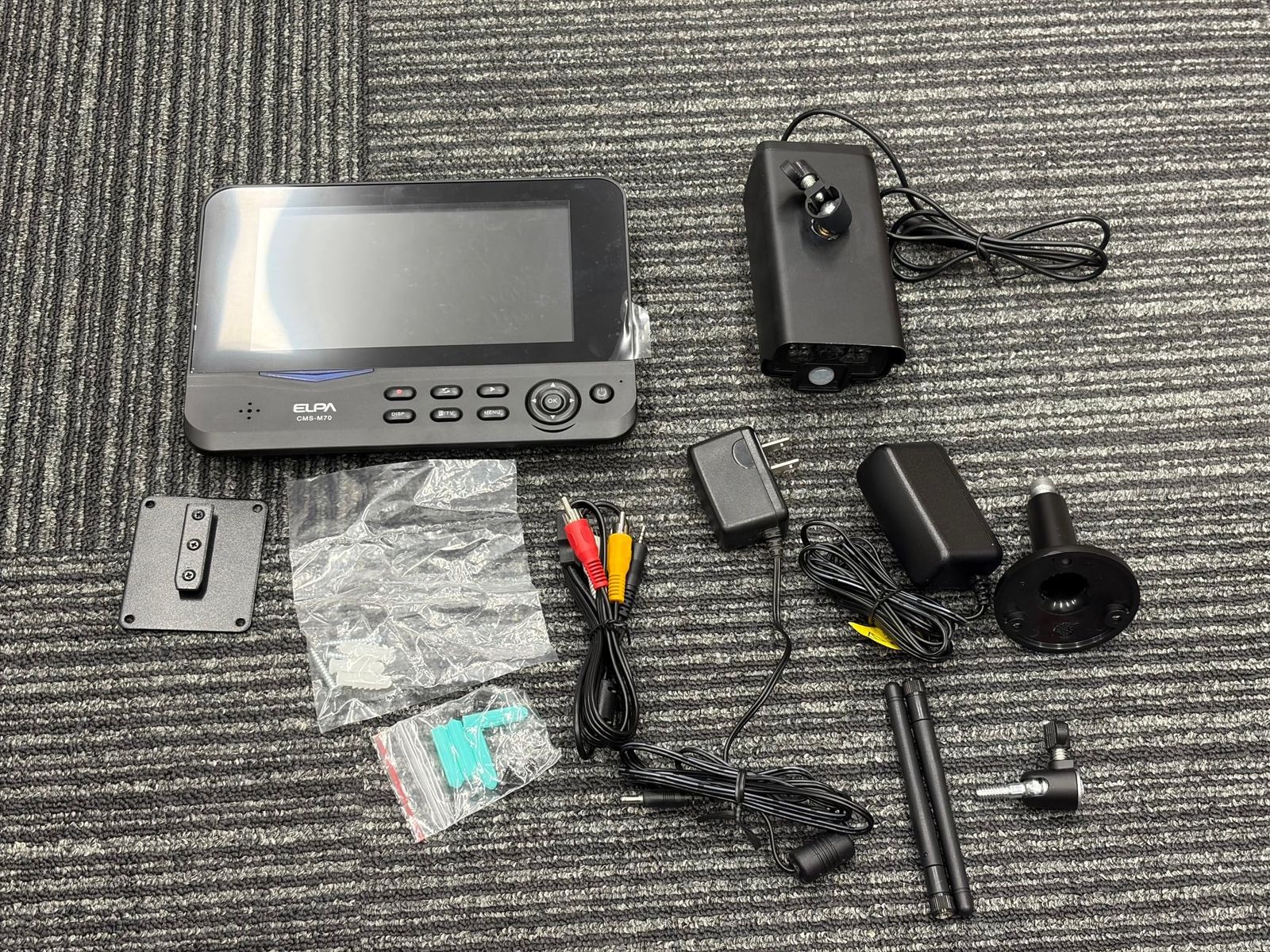 ELPA エルパ ワイヤレス防犯カメラ モニターセット 屋外監視カメラ 暗視 自動録画 CMS-7001 1818400 夜間暗視 3M