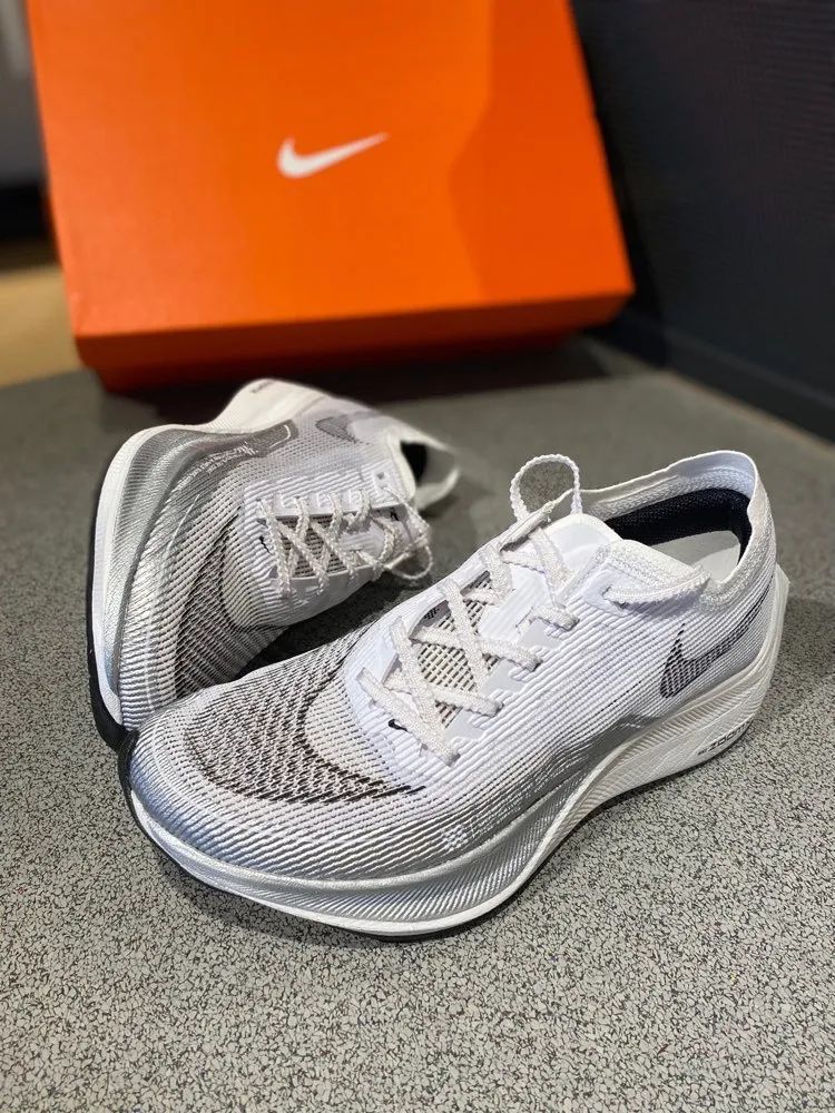 新品✨未使用❣️ 箱付 ✨NIKE ZOOMX VAPORFLY NEXT%2 ナイキ ズームX ヴェイパーフライ ネクスト% 2