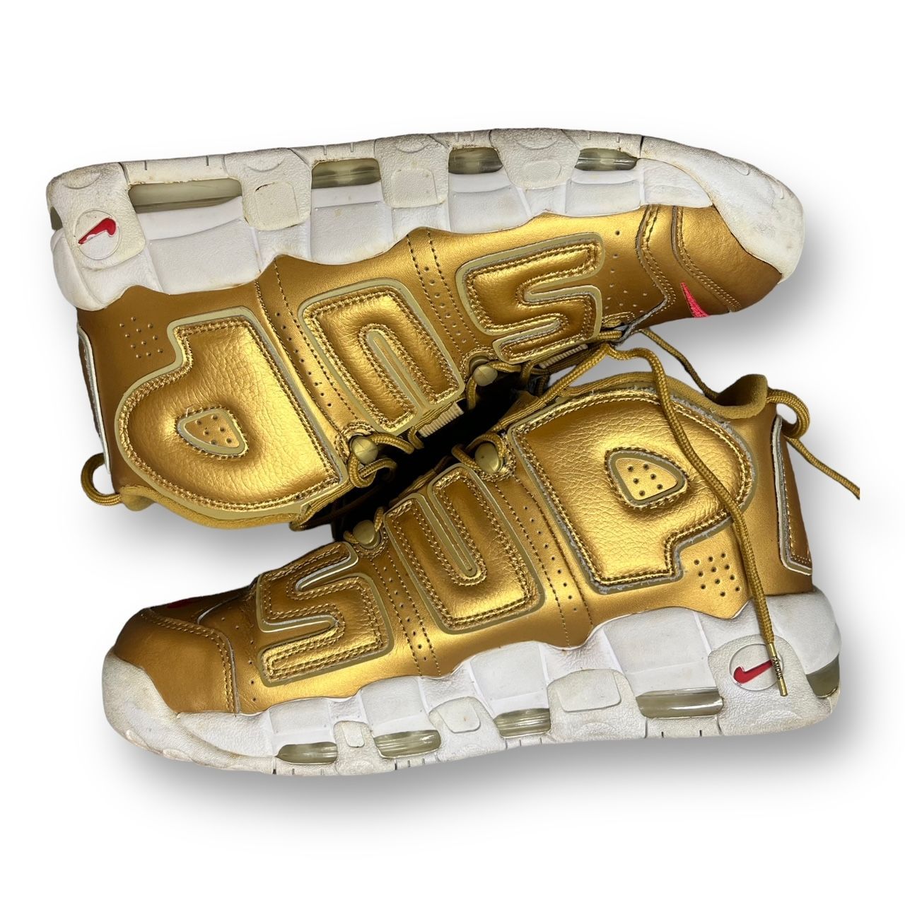 SUPREME × NIKE AIR MORE UPTEMPO 