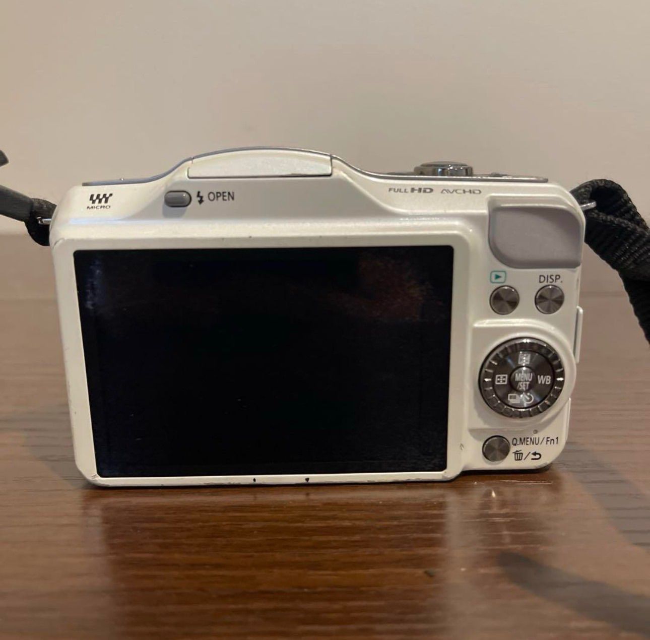 5054 Panasonic LUMIX GF5 ホワイト レンズ付き 5054 Panasonic LUMIX GF5 ホワイト レンズ付き 楽天市場】【中古