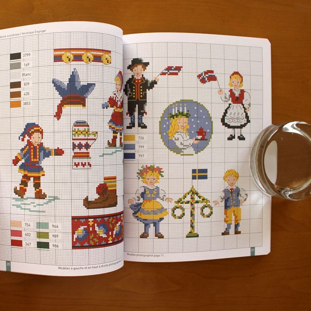 Agenga2011 クロスステッチ 洋書 古書 図案集 クロスステッチ洋書 Veronique Enginger スカンジナビア - メルカリ