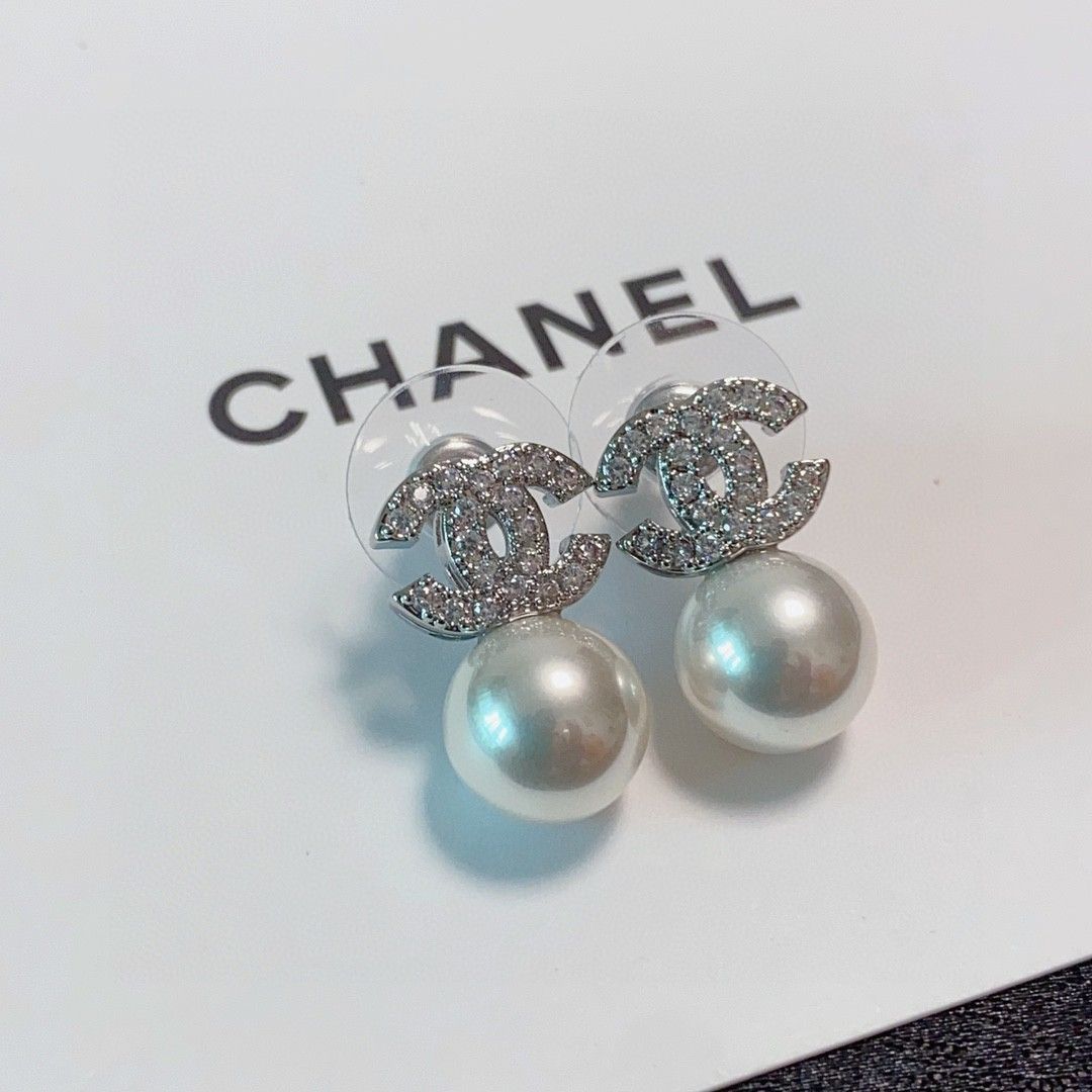 CHANEL】シャネル パール クリスタル イヤリング (CHANEL