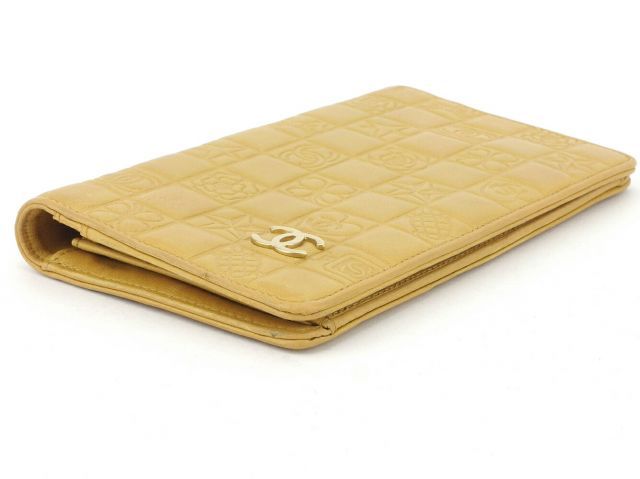 シャネル CHANEL 長財布 オールドシャネル アイコンライン ベージュ 定番人気【CHANEL】ロングジップウォレット長財布 ベージュ