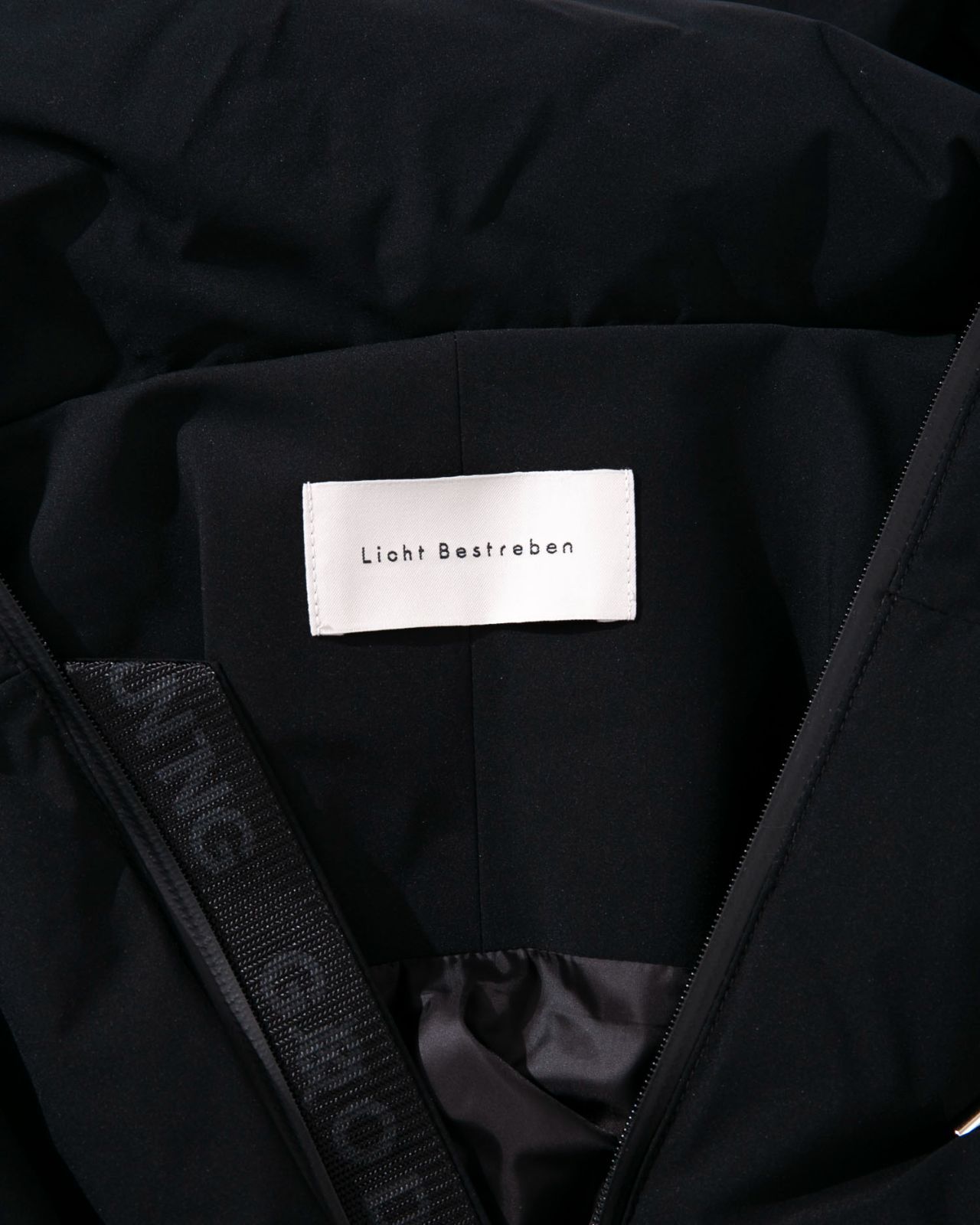 Licht Bestreben リヒトべシュトレーベン DOWN JAKCET LB20AW-DW01-TG