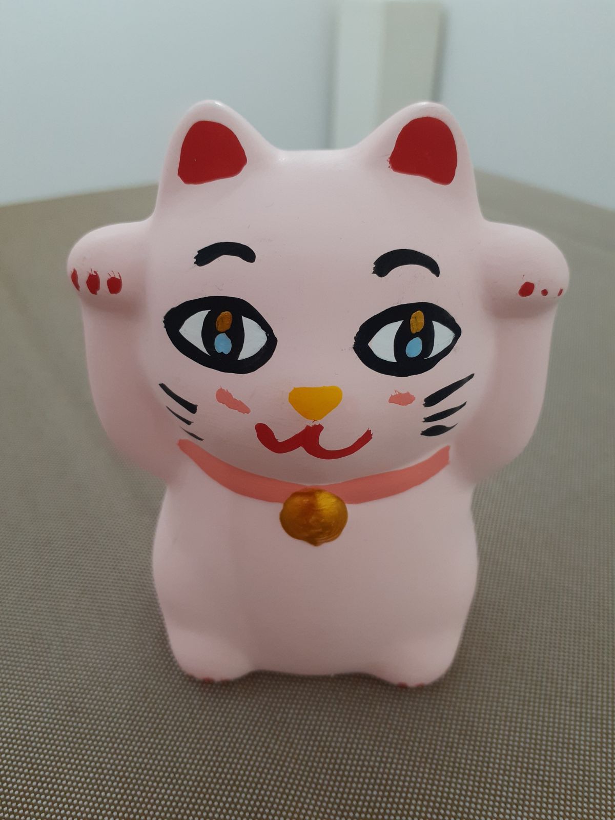 ハッピー招き猫 ハッピー太陽画家小楠アキコ作品 ハッピー招き猫 日本