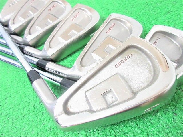 ダイワ オノフ フォージド ONOFF FORGED KURO 2017 アイアンセット 7本 #4-46度 DG(S200)