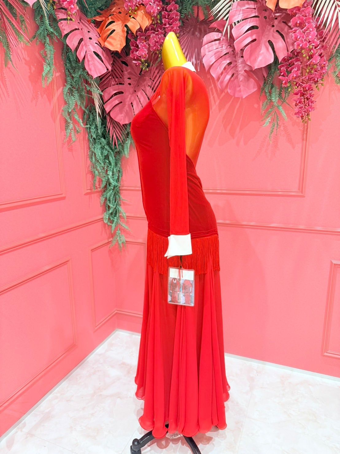 ショーダンス レッド