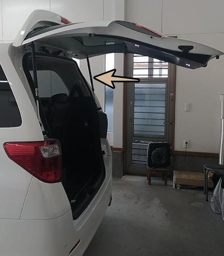 L880K コペン halfwayリヤバンパー 亀裂あり ダイハツ・コペンのリヤ