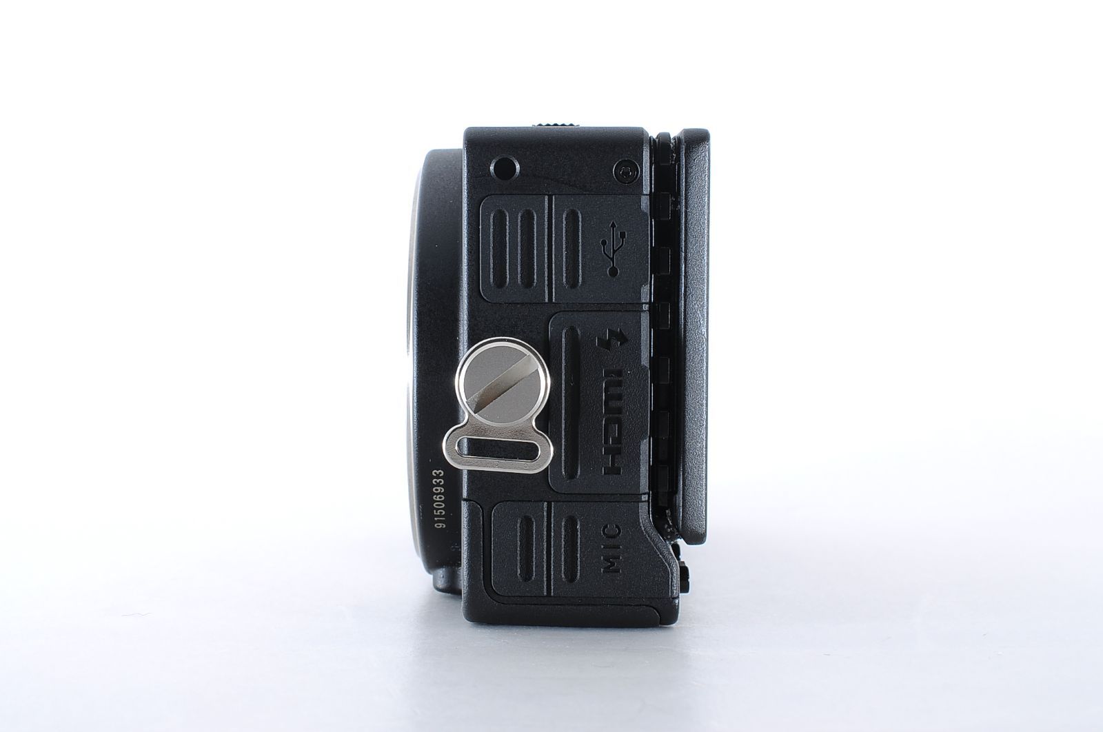 フルサイズミラーレス 6100万画素