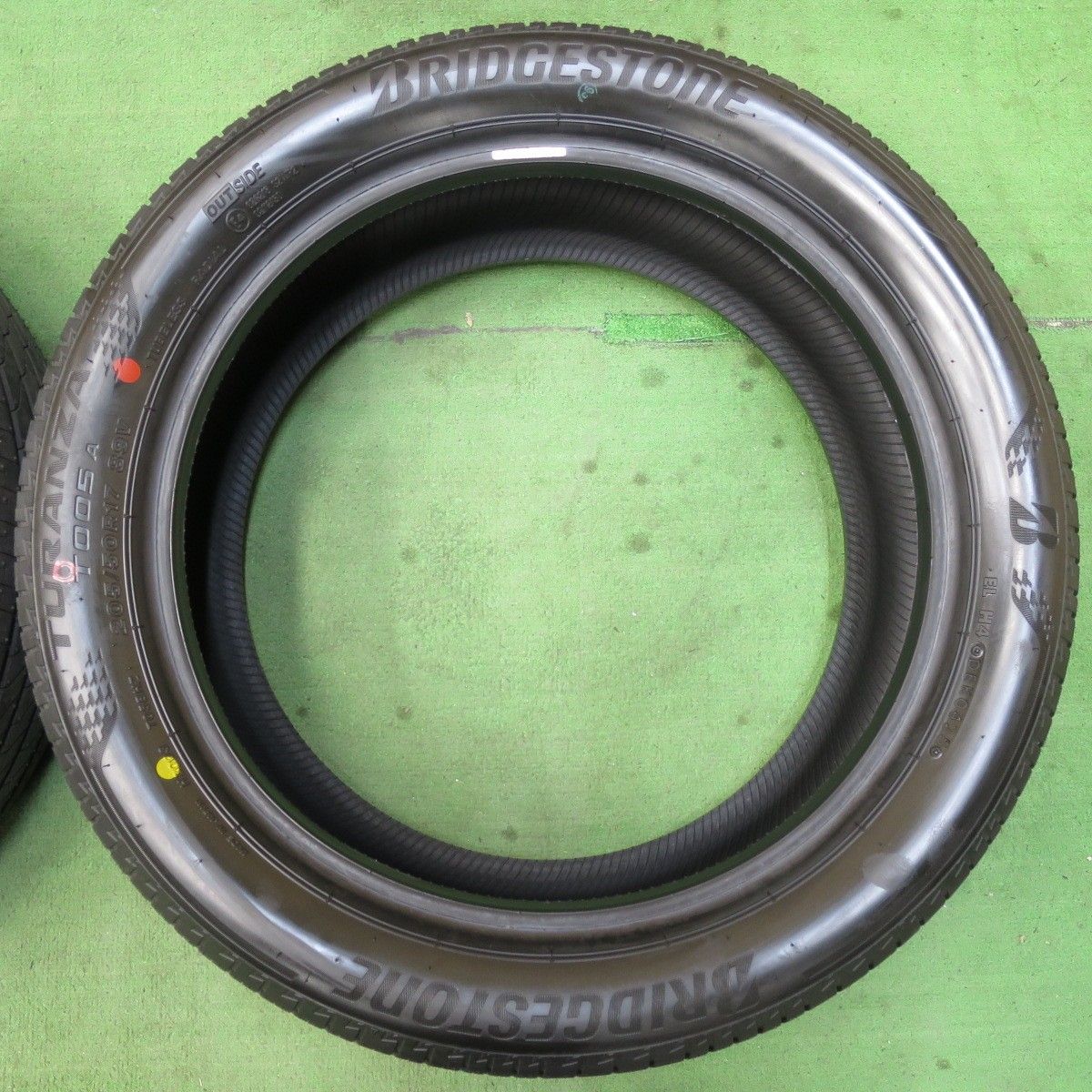 送料無料] 新車外し！25年☆205/50R17 ブリヂストン トランザ T005A