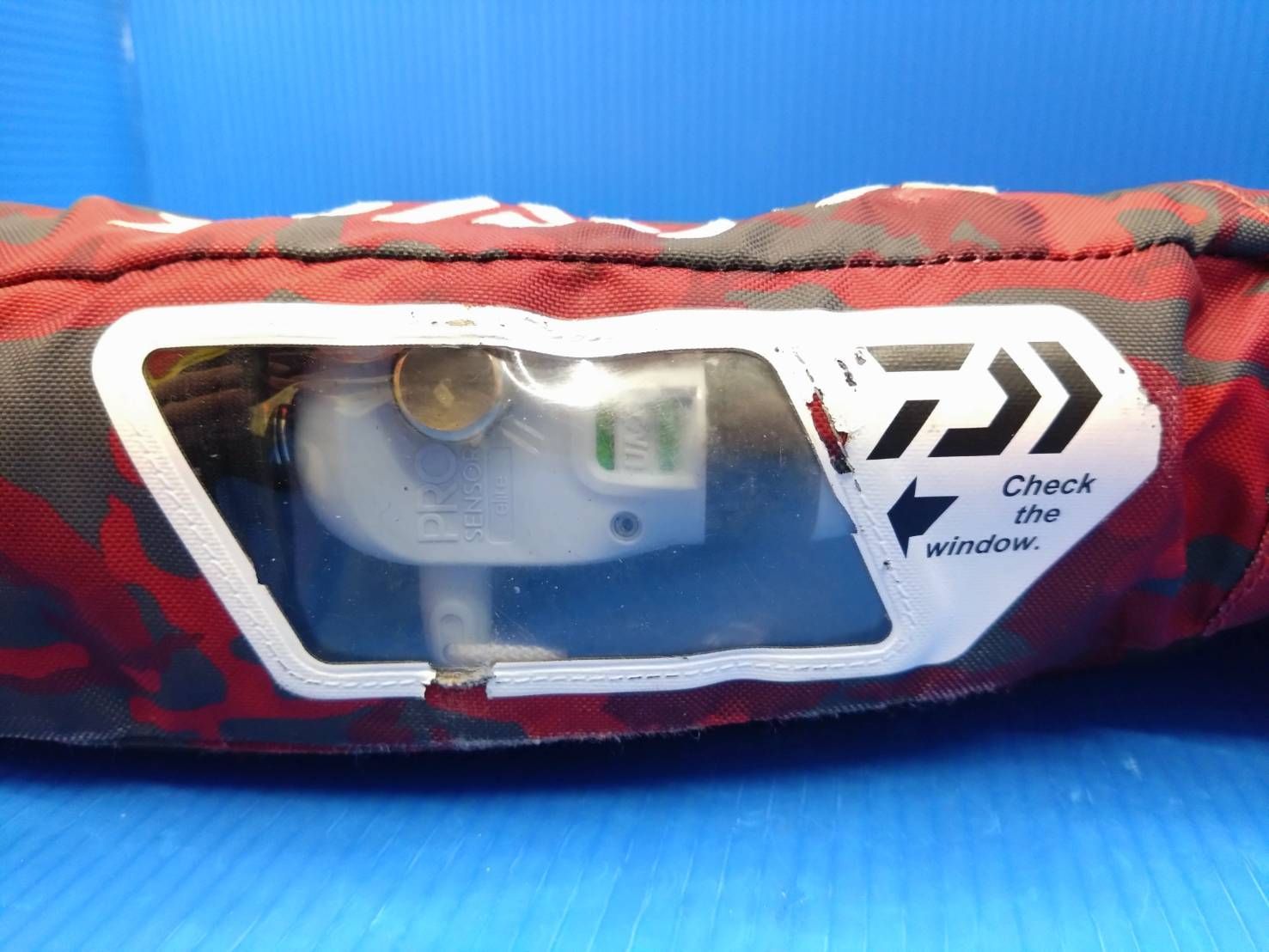 ダイワ DF-2207 自動膨張式ライフジャケット ウエストタイプ