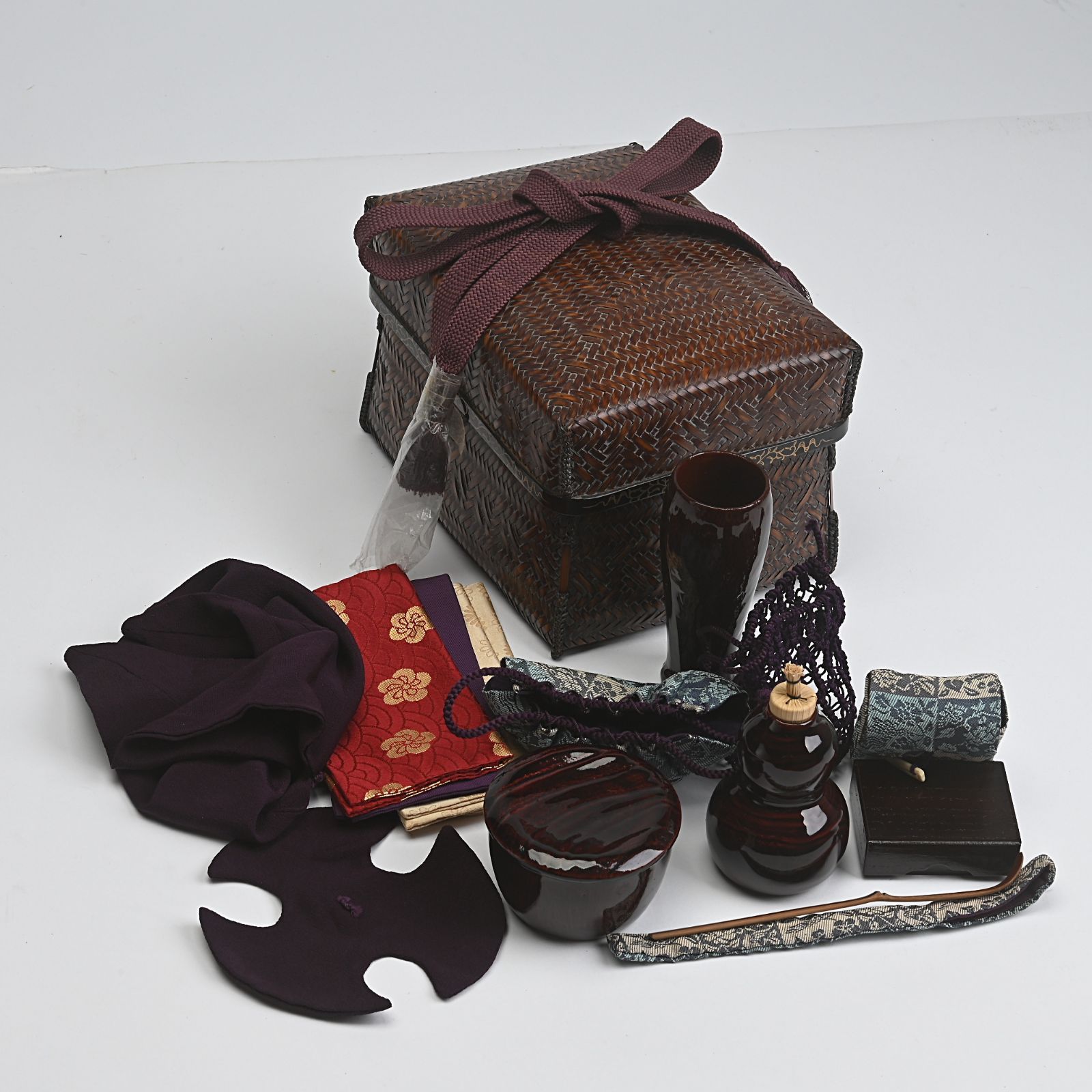 茶籠 御所籠 茶道具セット 振出 茶筅筒 茶入 茶巾箱 茶杓 帛紗 仕覆