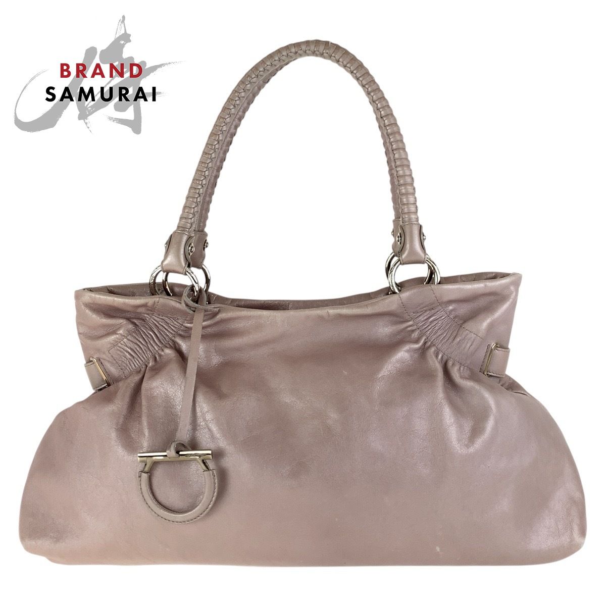 Salvatore Ferragamo サルヴァトーレフェラガモ ガンチーニ