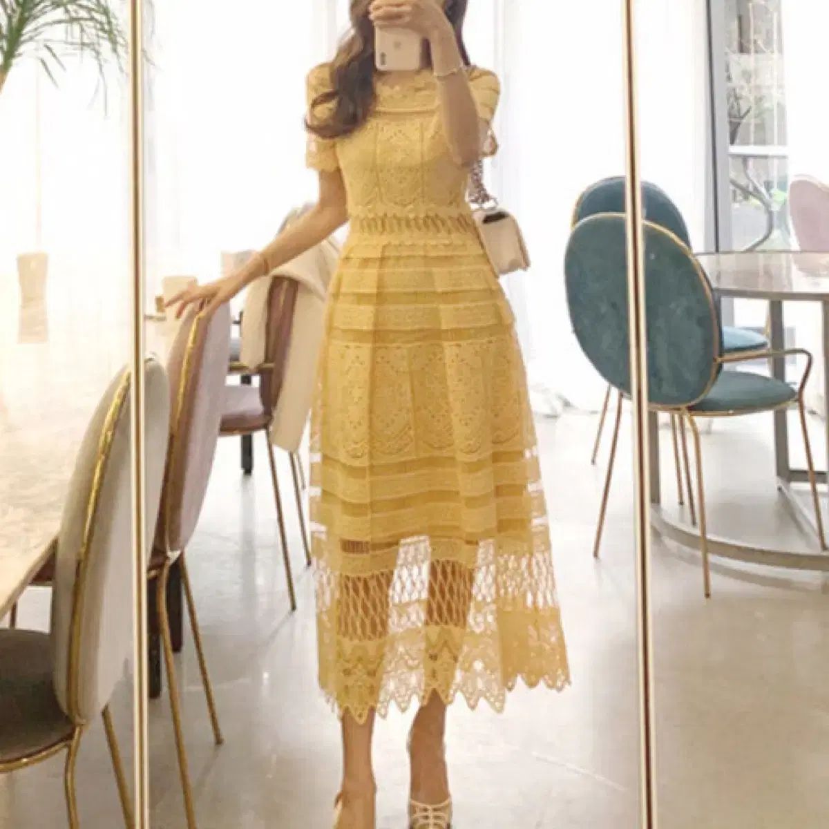 GRANT セットアップ　社交ダンスウエア　オレンジ系　花柄　Mサイズ GRANT セットアップ 社交ダンスウエア オレンジ系 花柄 Mサイズ