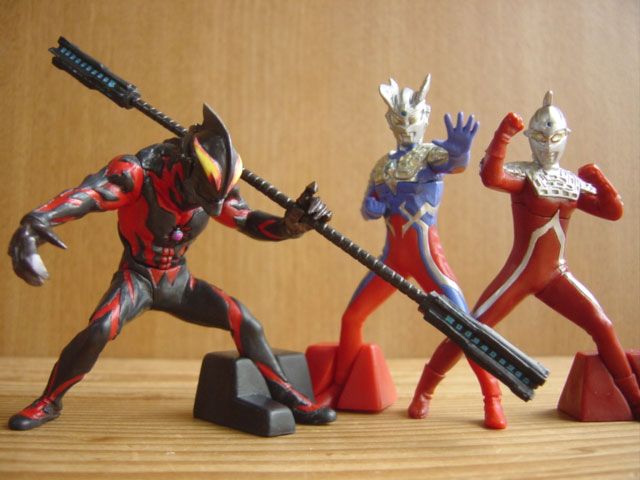 ♯Fls31CZDGウルトラマン2全5種 - メルカリ