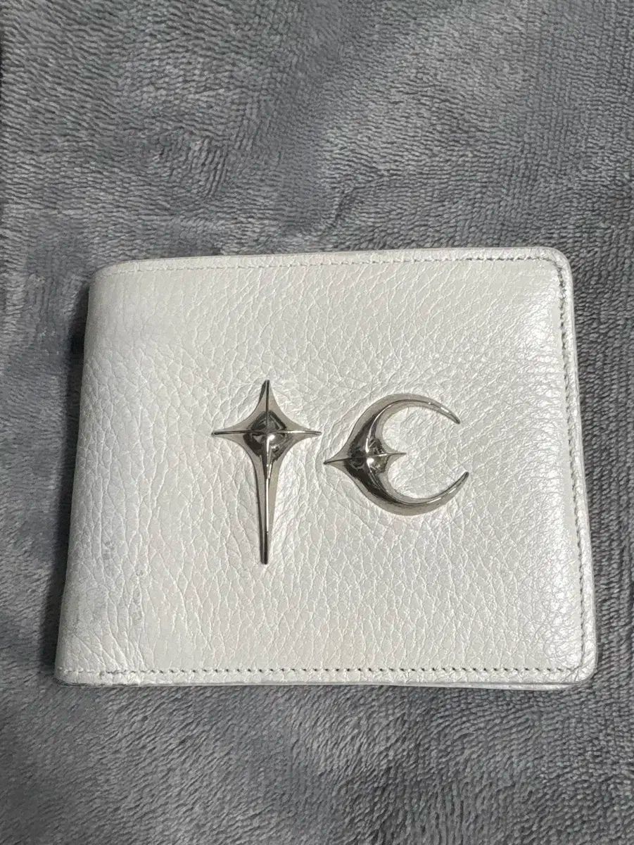 Thug Club(サグクラブ) 財布 出品 Thug Club 二つ折り財布