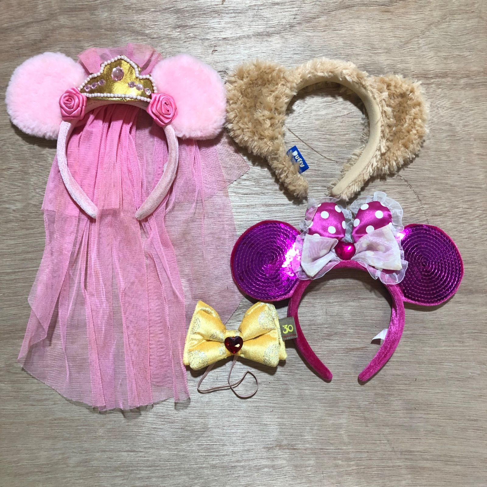 ☆ディズニー カチューシャ、ファンキャップ、マフラー付き