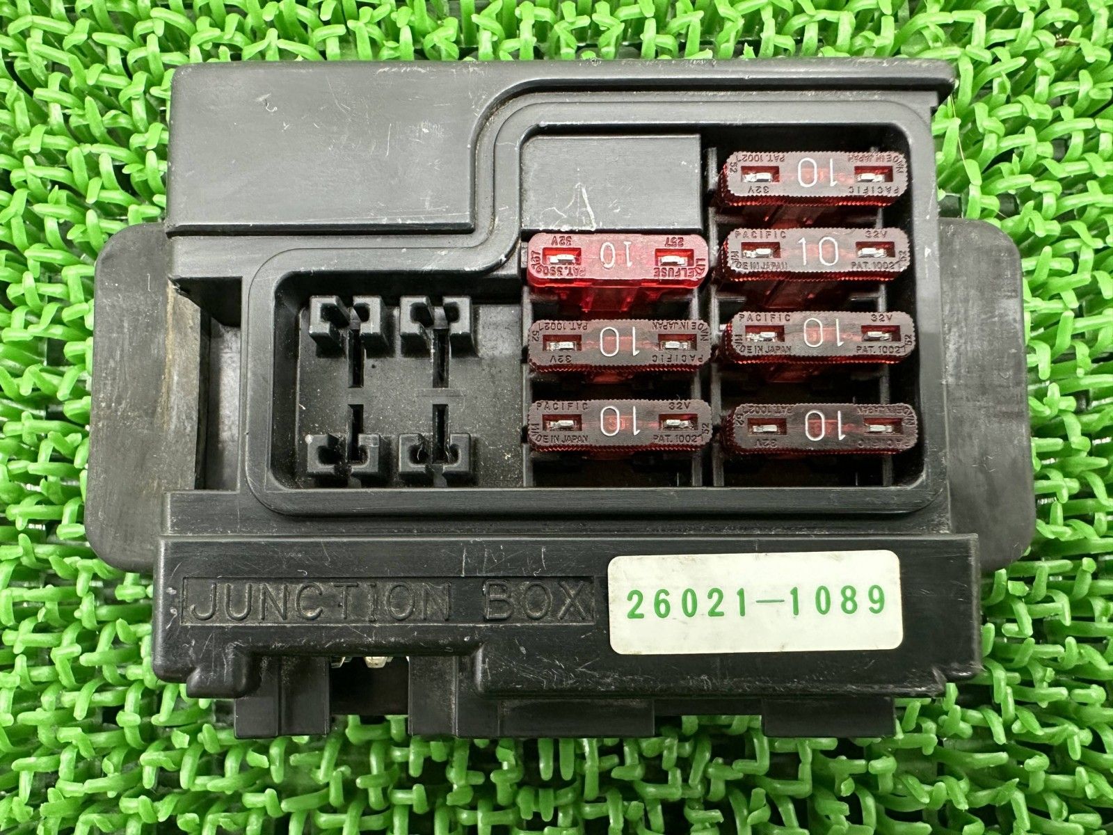 ZRX400 ZRX-II ヒューズボックス 26021-1089 カワサキ 純正 中古