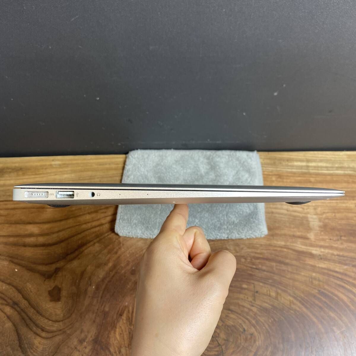 ［新品バッテリー］AppleMacBookAir 13inch 2017/482 新品バッテリー］AppleMacBookAir 13inch 2017/482 - メルカリ