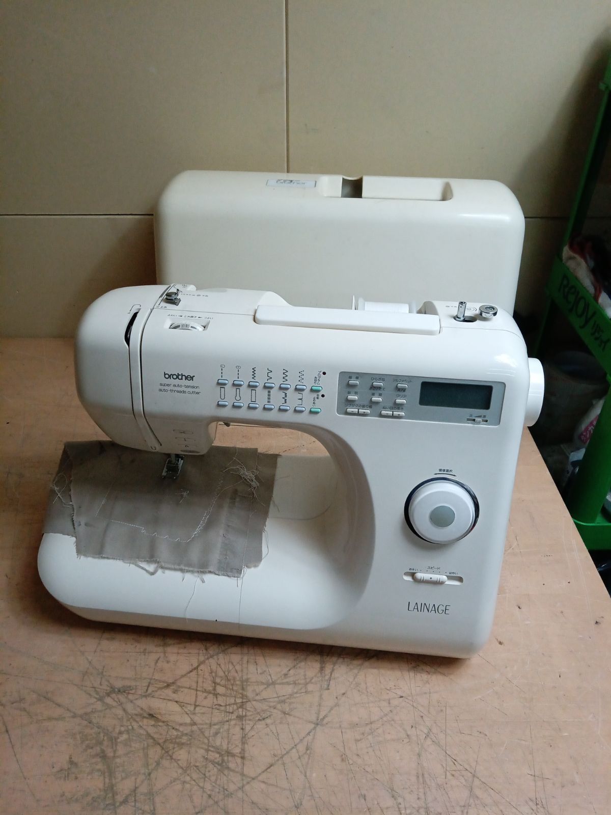 brother - ★動作確認済・美品★ ブラザー　家庭用コンパクトミシン　ELU52 Yahoo!オークション -「elu52」の落札相場・落札価格