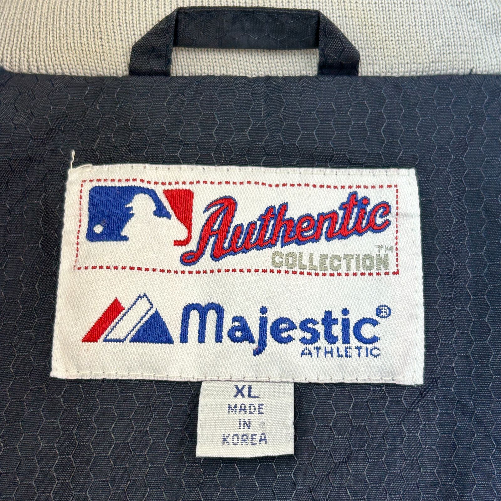 MLB メジャーリーグ　シアトルマリナーズ　ジャンパー　刺繍　古着　USA M マジェスティック majestic シアトル・マリナーズ SEATTLE