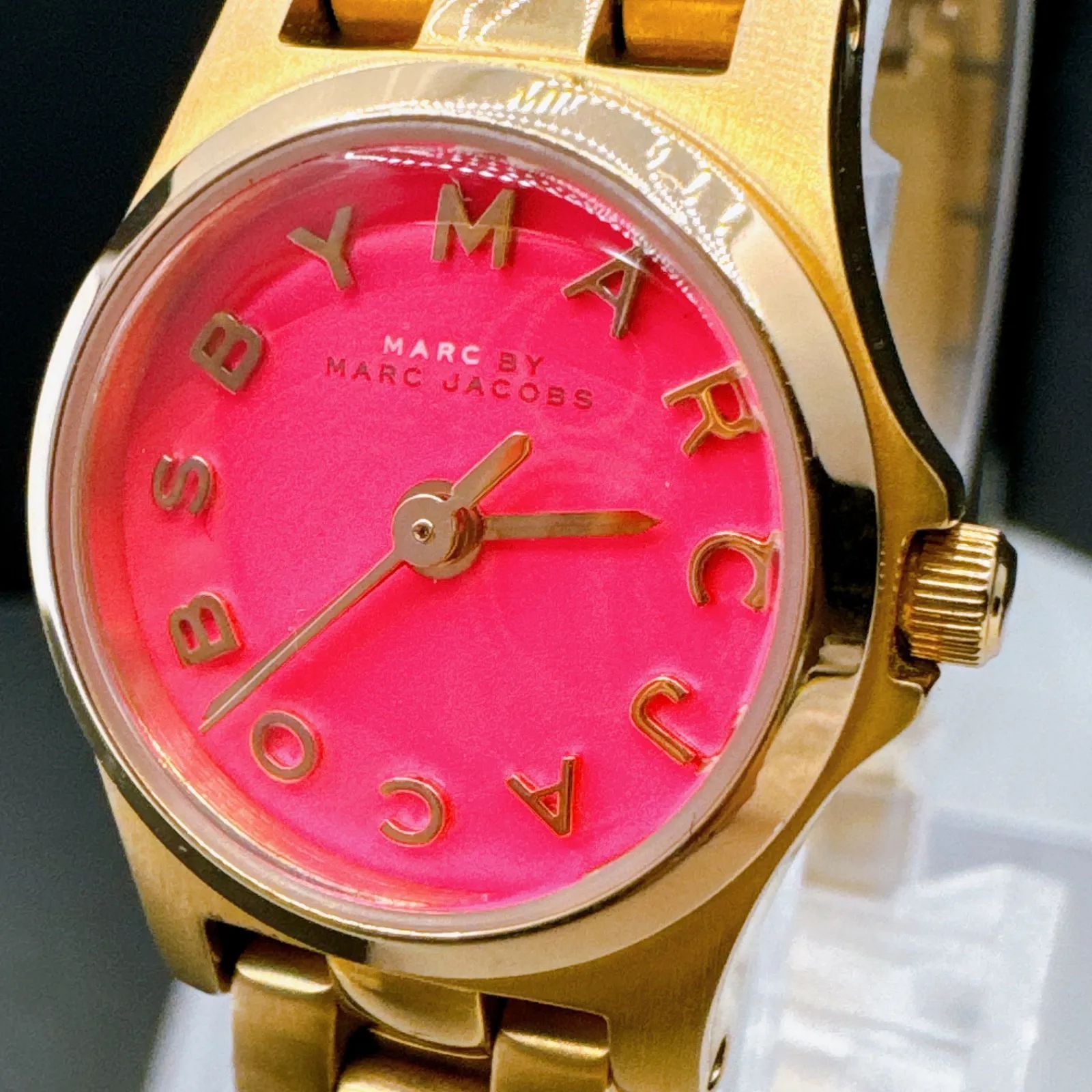 MARC BY MARC JACOBS ヘンリーディンキー MBM1234 MARC BY MARC JACOBS ヘンリーディンキー MBM1234