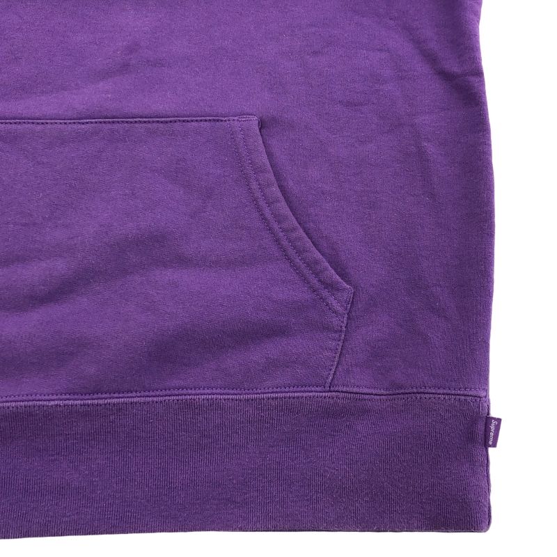 HOODED SWEATSHIRT