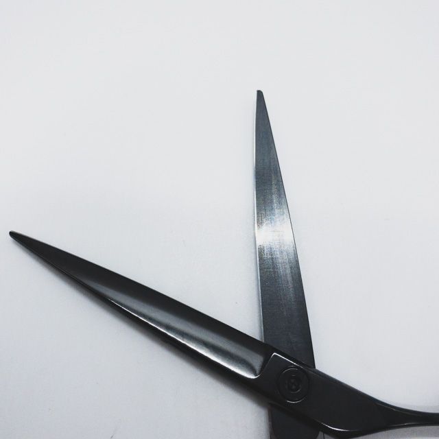 オオカワプロシザーズ オオカワプロシザーOKAWA PRO SCISSORS】SG63 シザー オフセット 理容 美容ハサミ 美容師 理容師 右利き  6.3インチ 中古 sc1119 - メルカリ